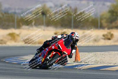 media/Jan-09-2022-SoCal Trackdays (Sun) [[2b1fec8404]]/Turn 6 (1035am)/